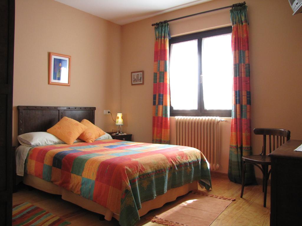 Hostal Rural Huartearena Iza Eksteriør billede